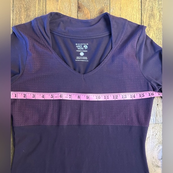 Mountain Hardwear Outdoor Hiking Butter Dress in Purple Long Sleeves - Picture 8 of 10